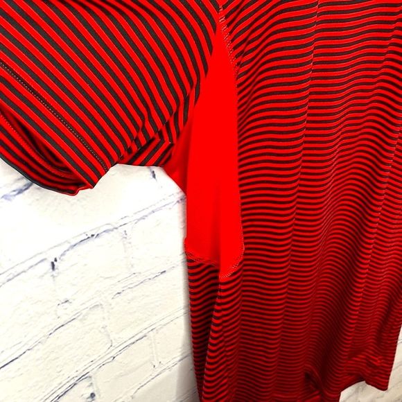 Red and Black Striped Under Armour T-Shirt - Picture 4 of 5